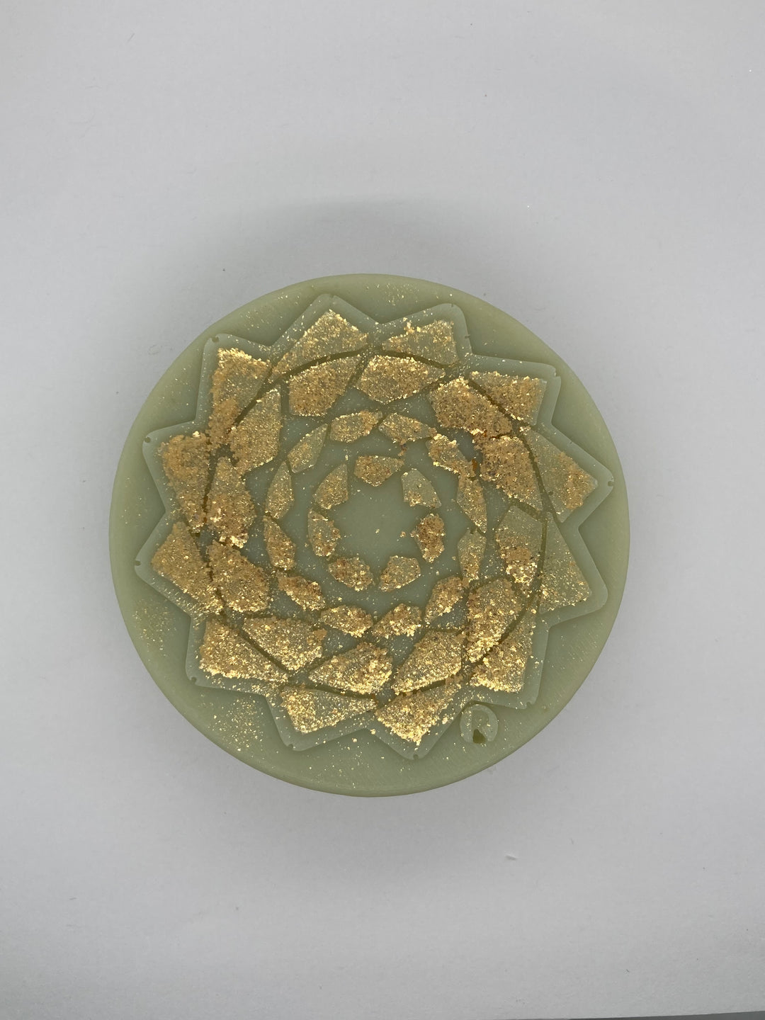 Pinecone Patchwork Soap Tea Tree