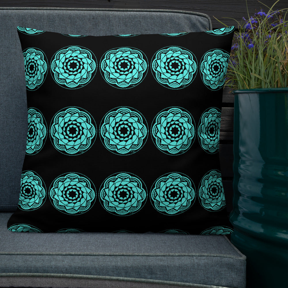 Pinecone Patchwork Premium Pillow Black / Teal